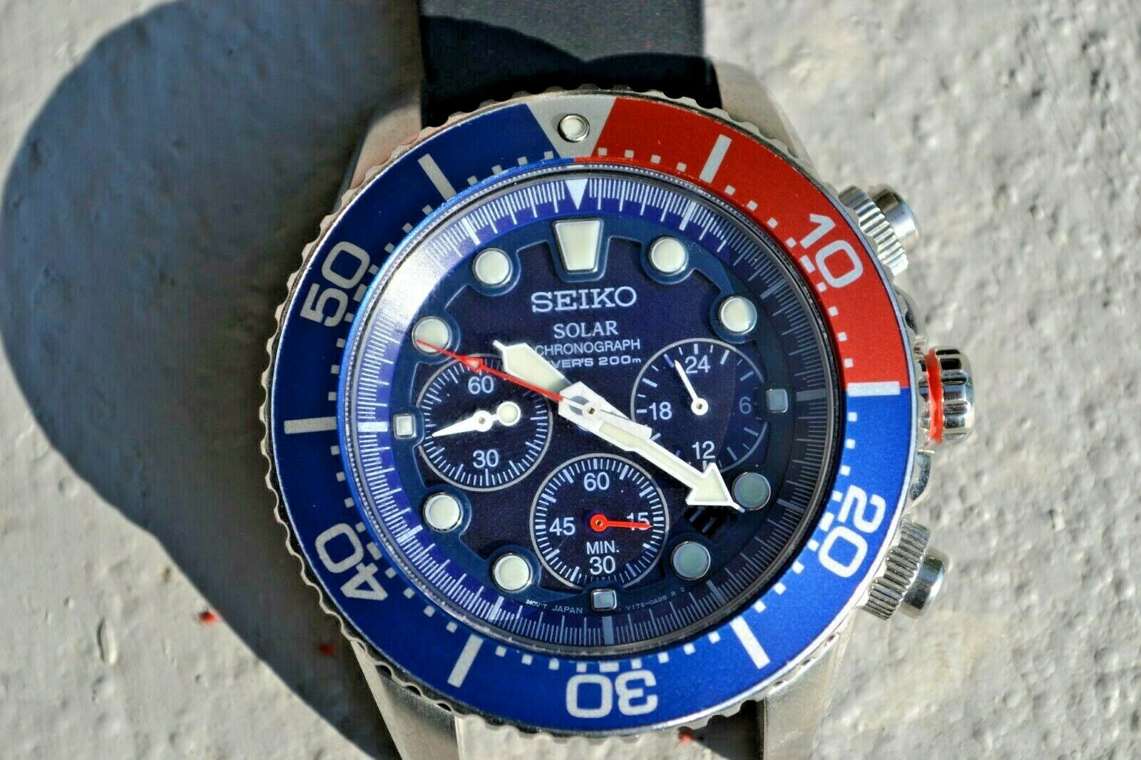 Seiko Chronograph NOT WORKING Stainless Steel Air Diver 200m Solar