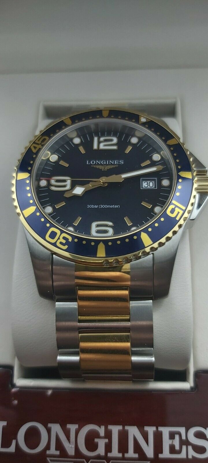 Longines HydroConquest Men s Sunray Black Dial Watch L3740.3.96