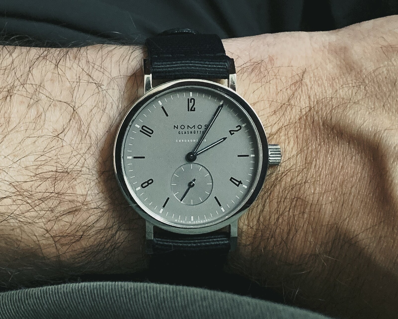 Nomos hodinkee 2024