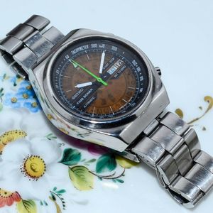 Rare Vintage Seiko 7015-6010 Time Sonar Day Date Chronograph Automatic  Watch | WatchCharts
