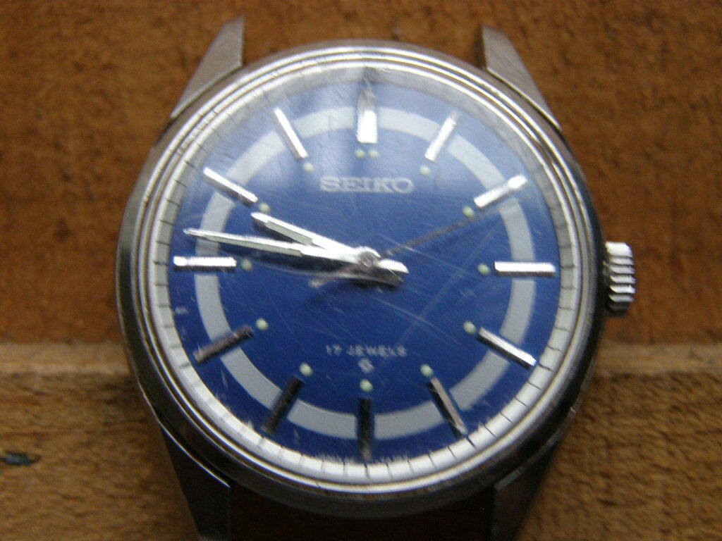 Vintage Seiko 66 7109 Dark Blue Dial Mens Watch 17 Jewels No