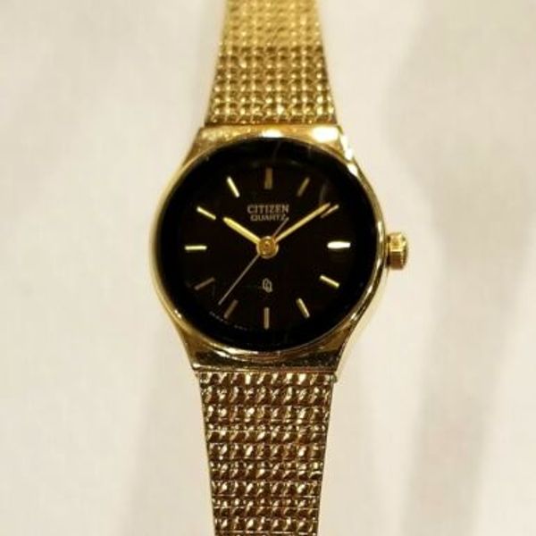 CITIZEN QUARTZ Ladies Watch 6.5" Band Model 5930R02467 Black & Gold