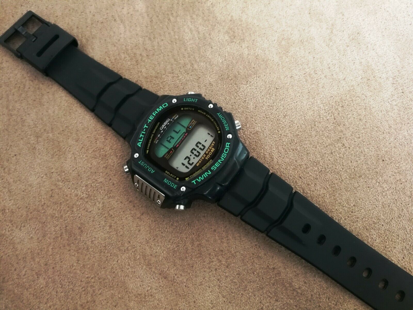 vintage casio alt-6000 altimeter thermometer twin sensor lcd vintage casio alt-6000 altimeter thermometer twin sensor lcd