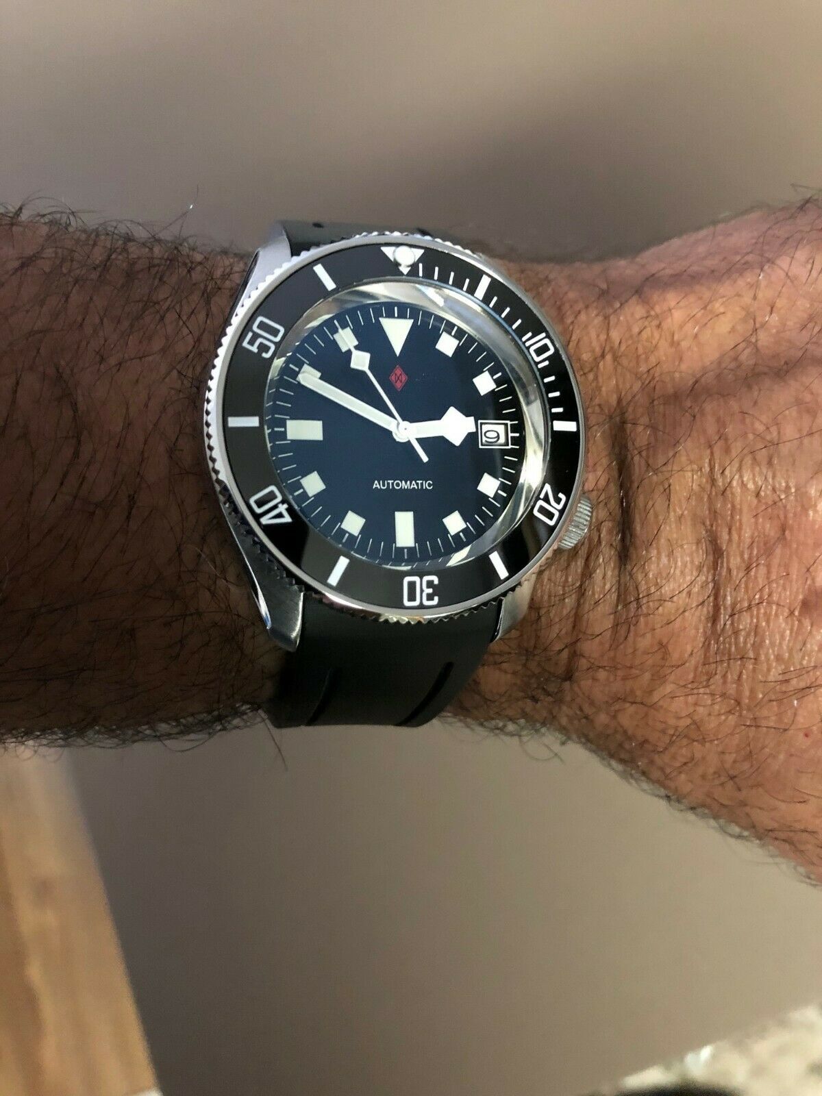 Skx on sale tudor mod