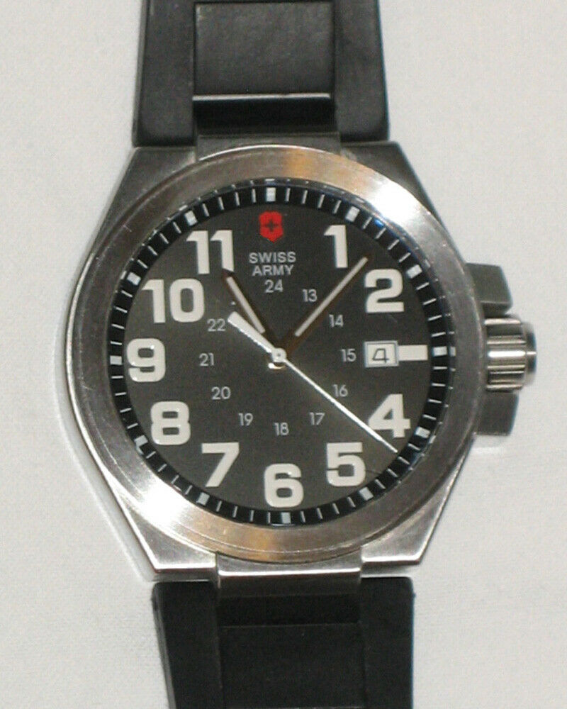 Swiss Army Watch Men's Victorinox Convoy Model 241162 Very Nice