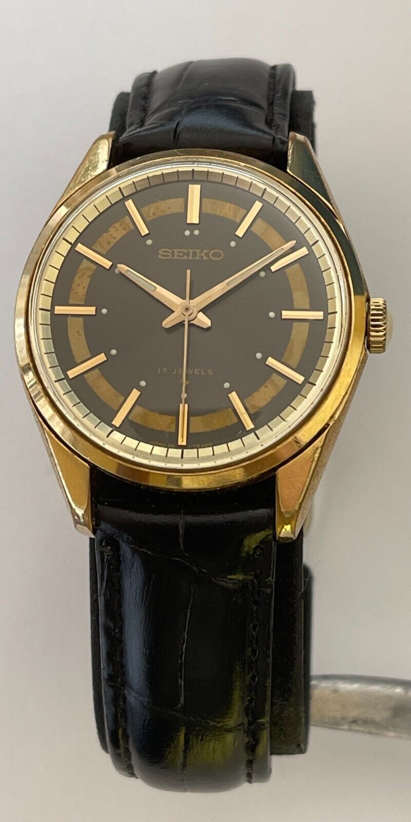 Vintage Seiko 66-7109 Seiko 66B 17 Jewels BLACK dial Water