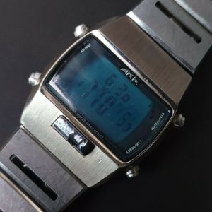 Vintage Seiko Alba Aka W620-4130 Mens LCD Digital Watch