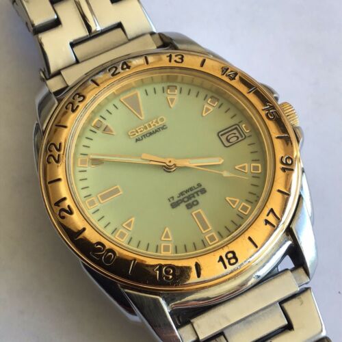 Vintage SEIKO 7002-8059 17 Jewel Automatic Sports Watch W/ Full Lumibrite  Dial | WatchCharts