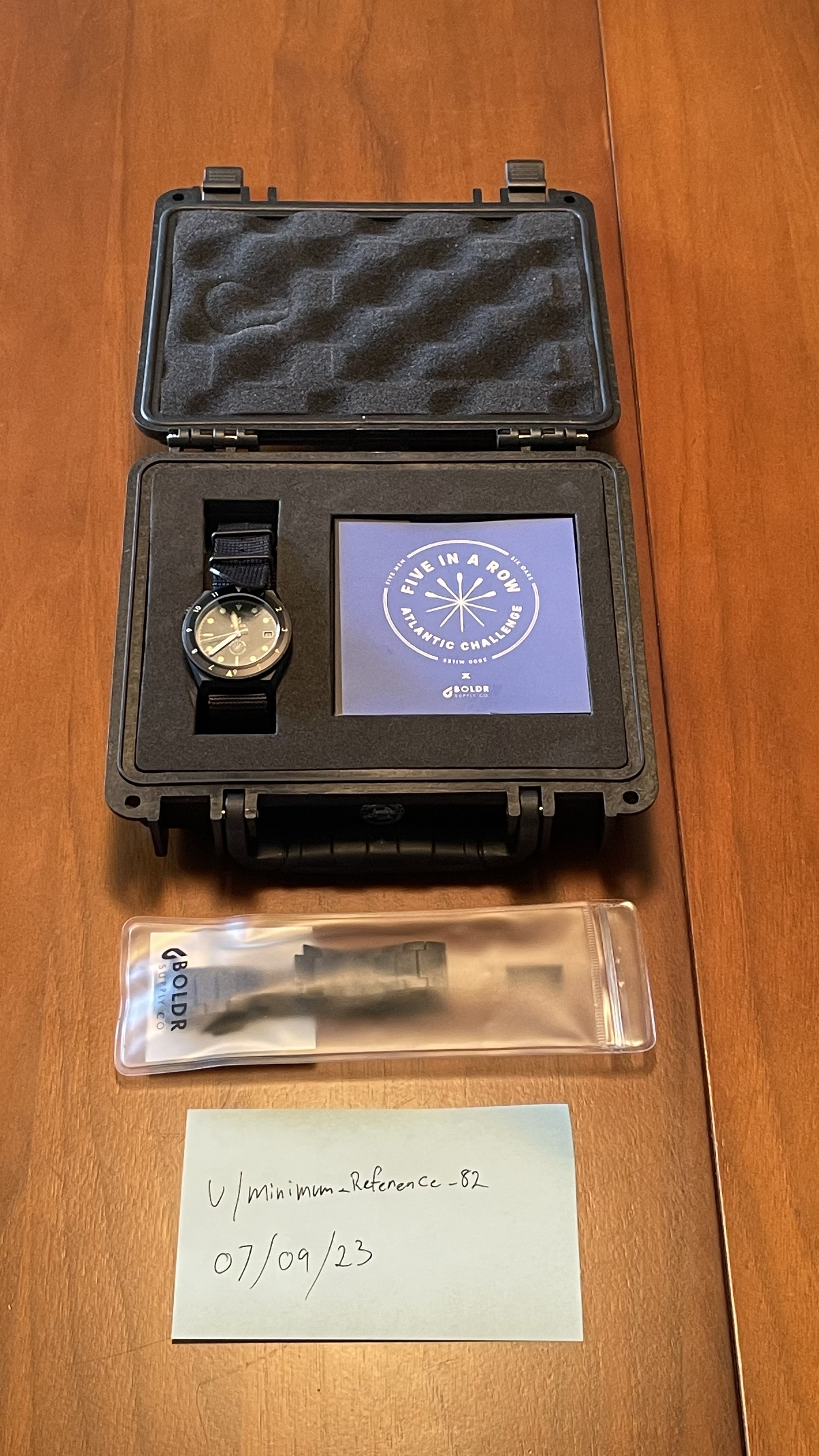 WTS] Boldr Five in a Row 2, Titanium w/ bracelet and NATO