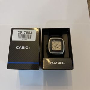 Casio Orologio Uomo W-96H-1AVES – Digitale Con Cronometro, Doppio Fuso, Sveglia E Retroilluminazione, Cinturino In Plastica Nera