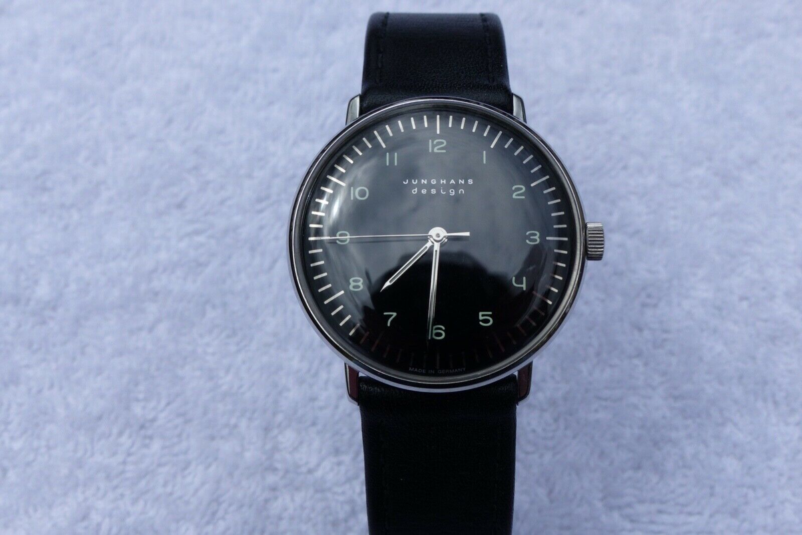 NEW Junghans Max Bill 34mm Hand Winding 027 3702.00 WatchCharts