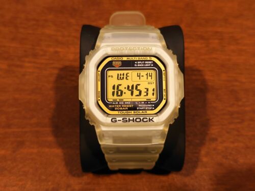 未使用‼️G-SHOCK 25th Anniversary Glorious Go G-Shock 25th Anniversary DW-6925E-7JF Glorious Gold