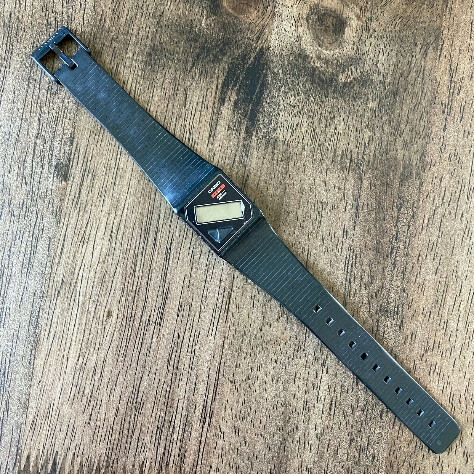 RARE Vintage 1985 Casio FS-10 Digital Auto Calendar Watch Made in