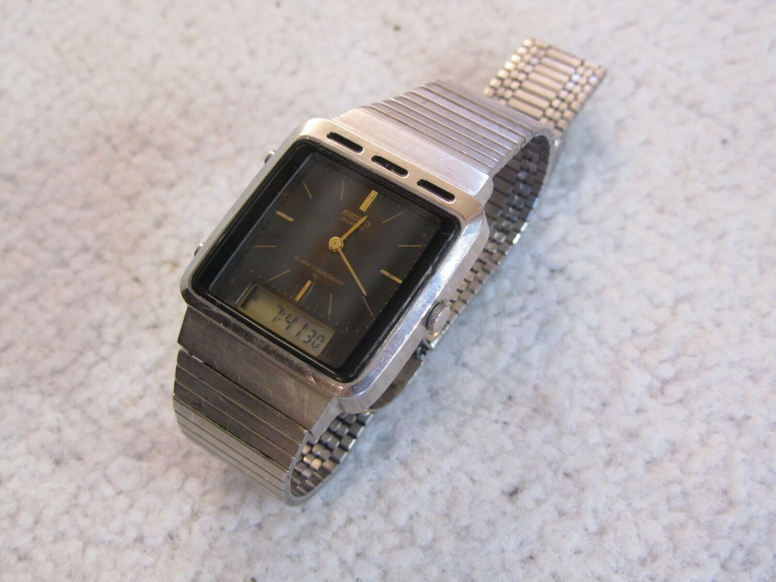 Vintage SEIKO Quartz Ana-Digi H249-505A Alarm Chronograph Black