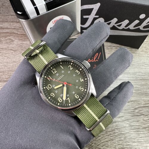 NEW✓ FOSSIL EASTON THREE-HAND GREEN AND KHAKI NYLON MEN'S WATCH