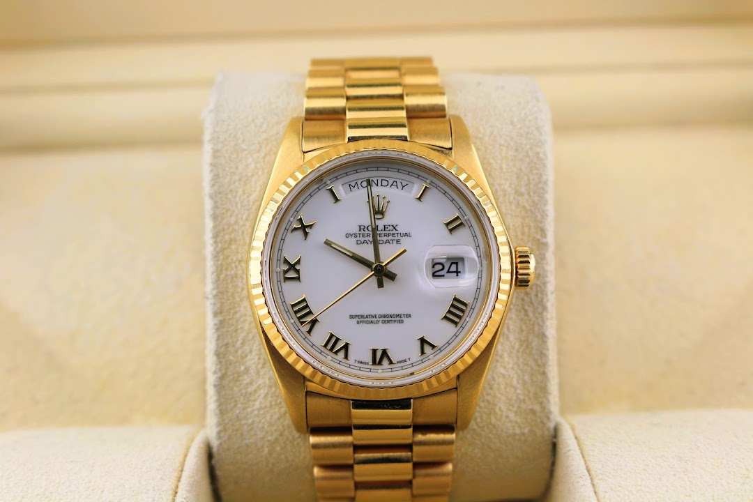 1978 Rolex Day Date 18038 White Roman Dial 18kt President No