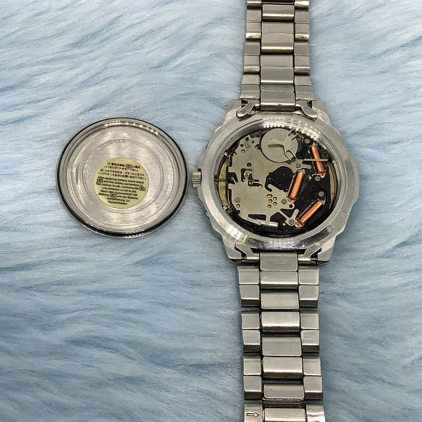 Seiko Chronograph V657-9010 Japan Quartz Movement For Men