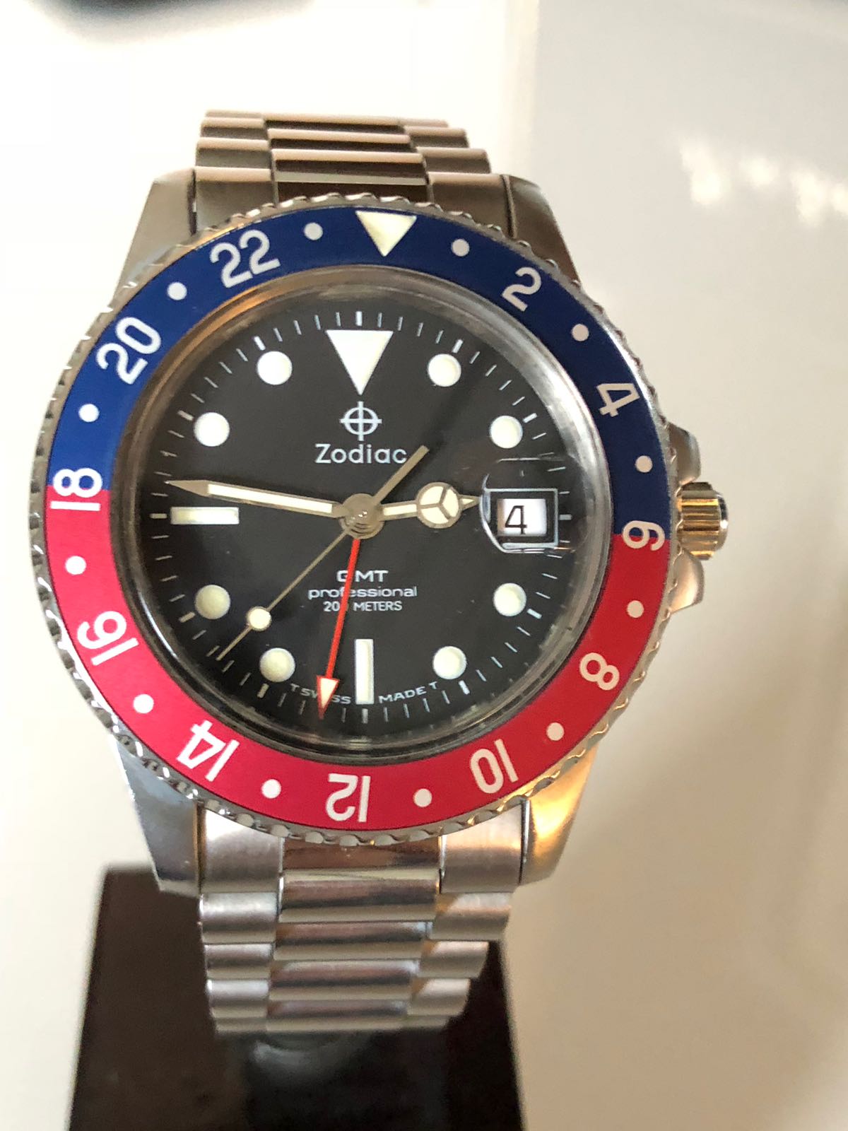 ゾディアック クオーツ GMT(806.21.03) F.S. Zodiac GMT Professional vintage ref. 806.21.03. | WatchCharts