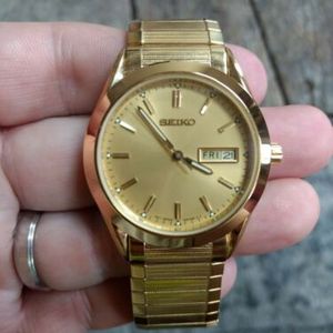 Men's Gold Tone Seiko 7N43-9070 Watch Runs Very Clean Estate New Battery |  WatchCharts