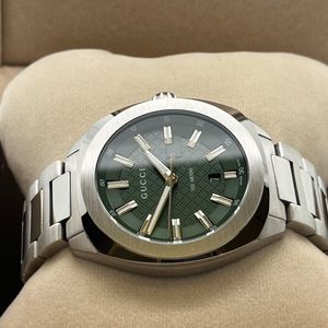 GUCCI GG2570 YA142313 GREEN 40 MM DIAL STEEL STRAP QUARTZ MEN`S