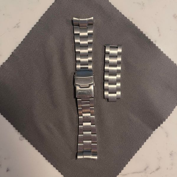 [WTS] Strapcode 22mm SKX Oyster WatchCharts