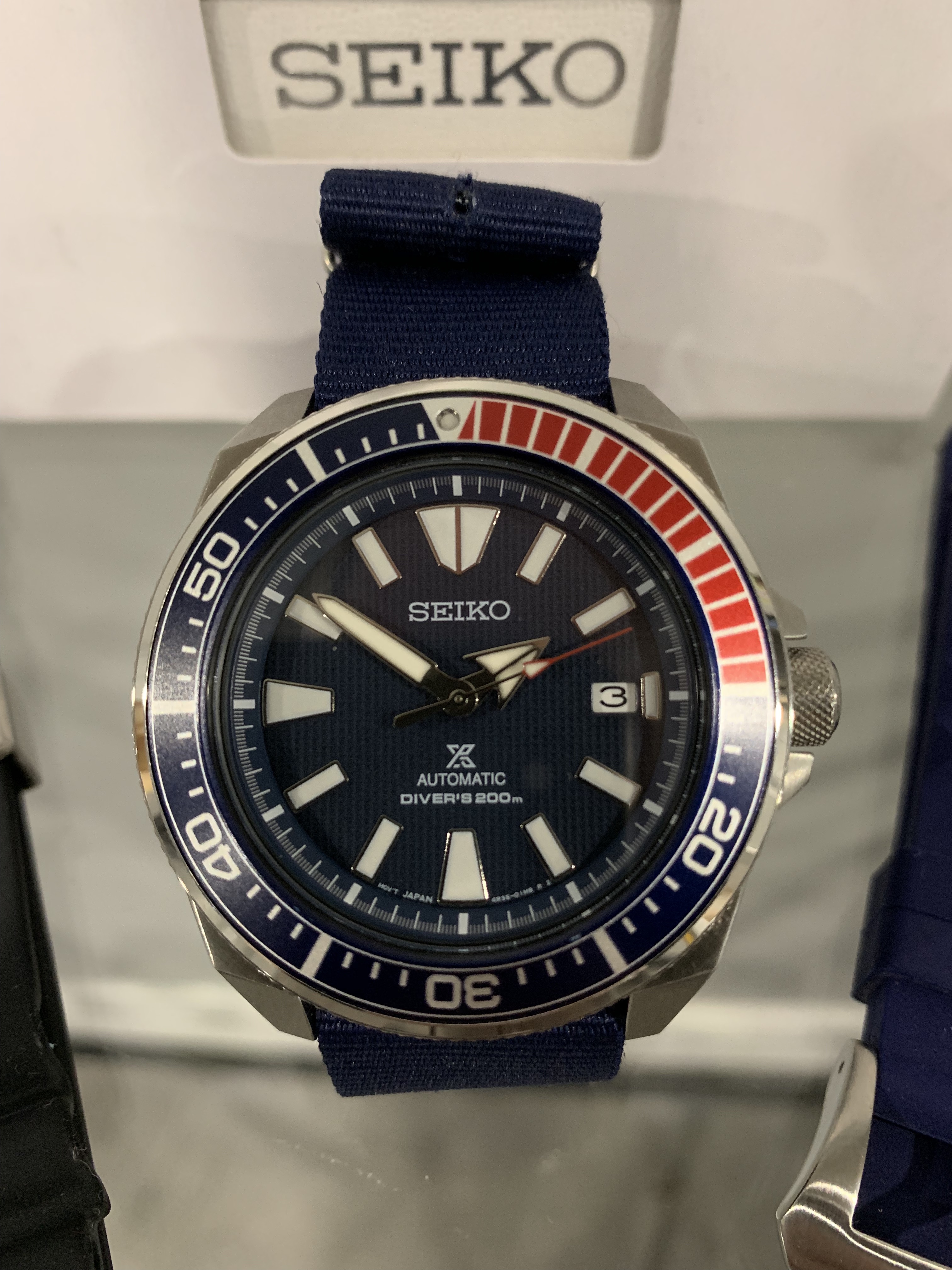 FS: Seiko Samurai Prospex 200M Diver SRPB53K1 Pepsi Blue and Red + 2 Straps  | WatchCharts
