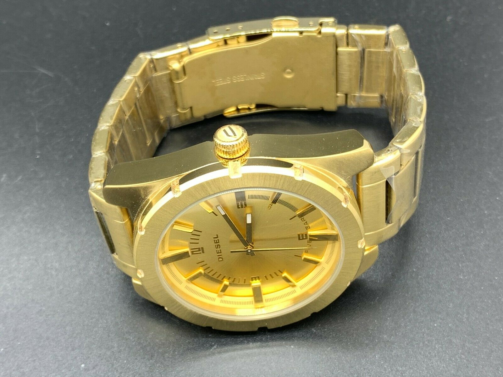 Diesel watch 24k gold deals plated Dz 5345