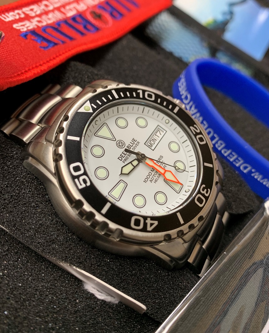 For Sale Deep Blue PRO SEA DIVER 1000M BRACELET WHITE it s never been used WatchCharts Marketplace