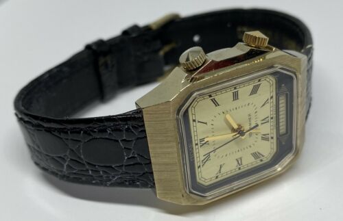 LOT:1431 | Avia Olympic 17 jewel incabloc wrist watch