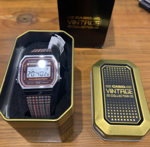 CASIO VINTAGE A168WEFL-5AV SILVER & PLAID DIGITAL WATCH New CASIO VINTAGE A168WEFL-5AV SILVER & PLAID DIGITAL WATCH New