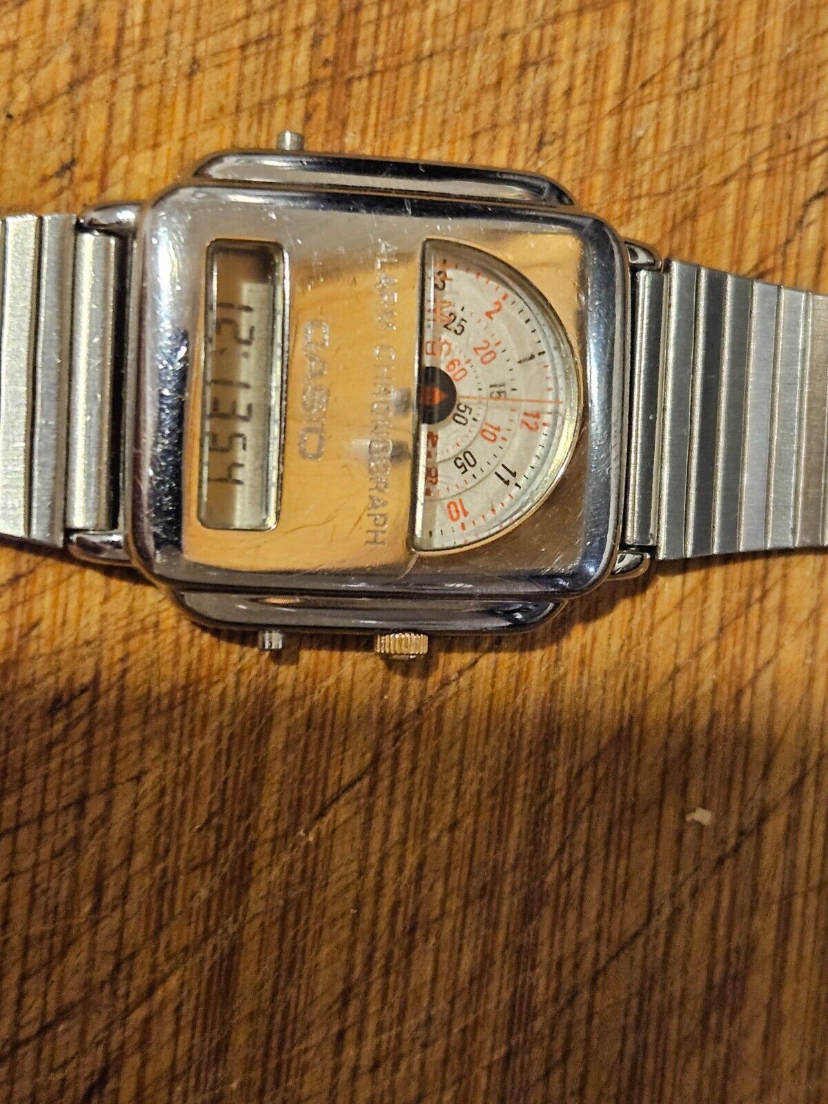 Boxed CASIO AQ-441 Jumping Hour Watch Ana-Digi Chronograph Working