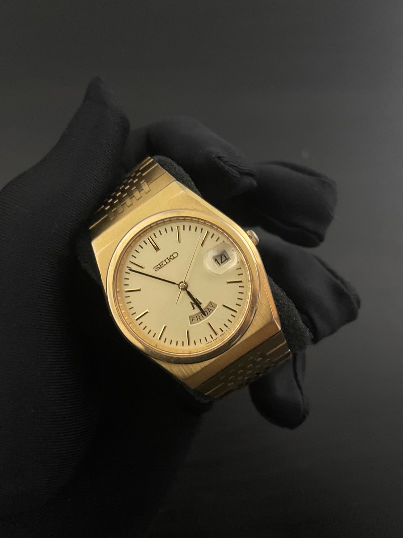 SEIKO MAJESTA 9533-6000 クォーツ腕時計 美品 ゴールド SEIKO WATCH MAJESTA ANTIMAGNETIC QUARTZ 9533-6000 GOLD DAY