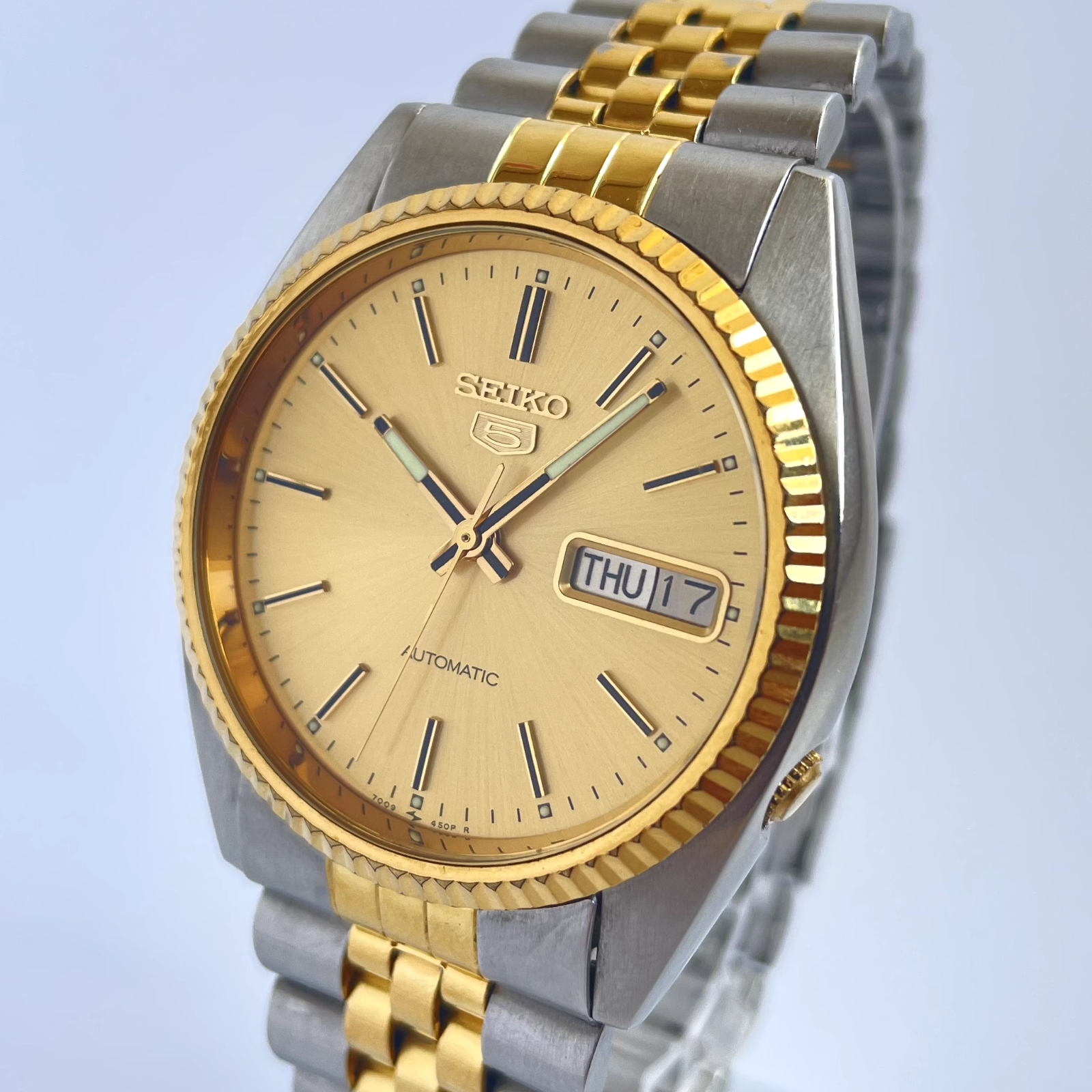 SEIKO 5 7009-3110 Day-Date Automatic Gold Silver Datejust style