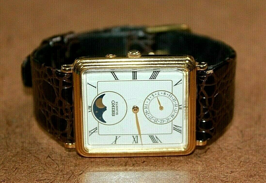 Rare Vintage Seiko Men's Rectangular Moon Phase Quartz Watch