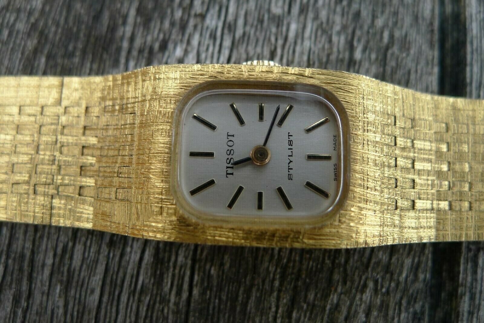 Tissot stylist shop ladies watch gold