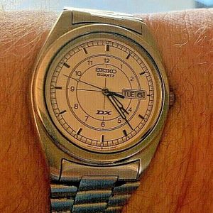 Seiko quartz dx hotsell