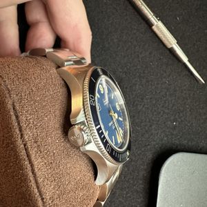 https://cdn.watchcharts.com/listings/3cf6cd05-3d3e-4e0d-a2d3-e2bbec42e9ca.jpg?d=300x300