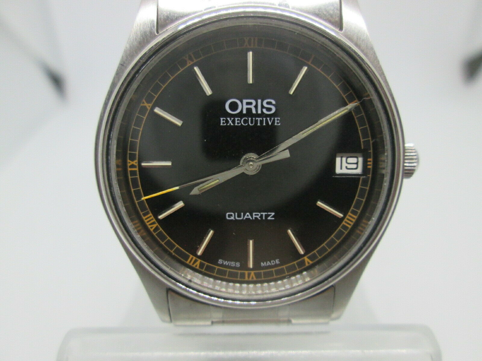 ORIS EXECUTIVE DATE STAINLESS STEEL QUARTZ MENS WATCH WatchCharts