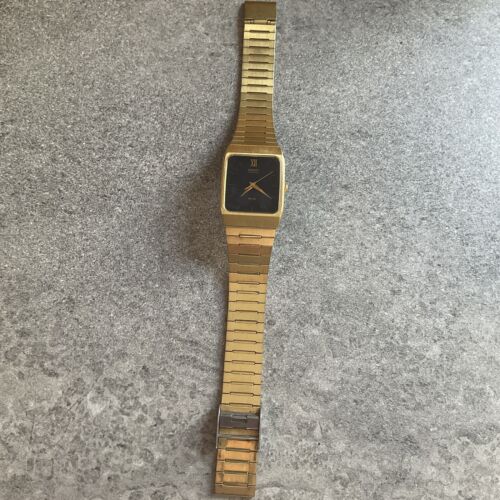 Seiko SX Watch Mens Gold Tone Tank 5Y95-5000 Adjustable Band 26mm