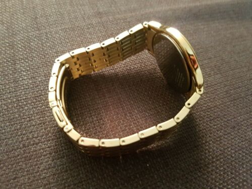 Seiko 7N32-0DJ0 / Gold Tone Watch / Sapphire Crystal / VG+ Condition / New  Batt | WatchCharts