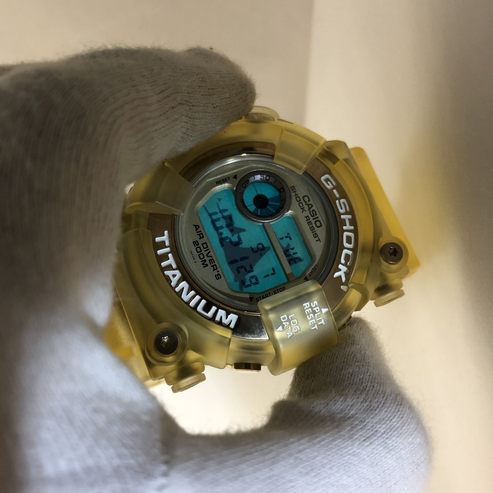 G-SHOCK G-SHOCK CASIO Casio watch DW-8201WC Frogman FROGMAN WCCS WCCS coral  reef protection official triple manta screw back digital quartz white  skeleton gold men's T Higashi Osaka store ITJ6G20IBCDC [used] RY5196 