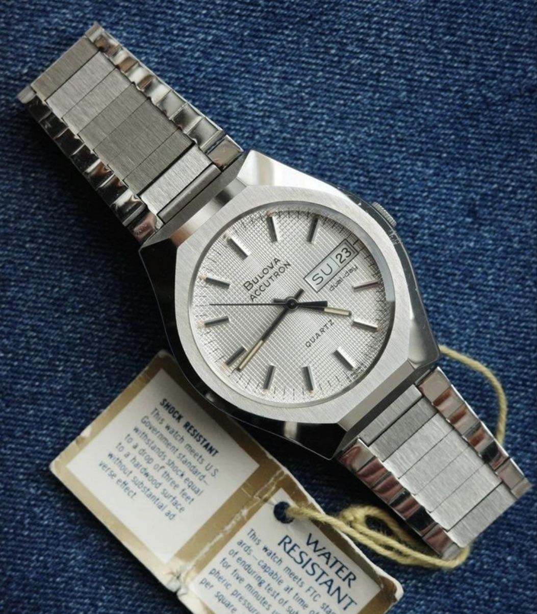 Bulova discount accutron quartz