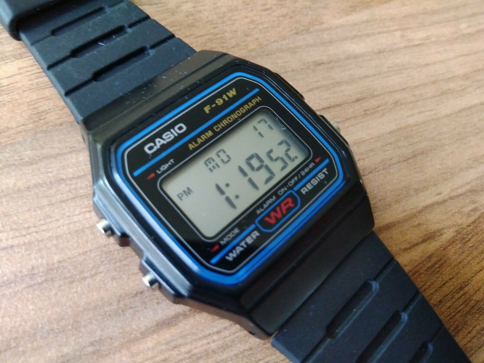 casio men's lcd black resin strap watch