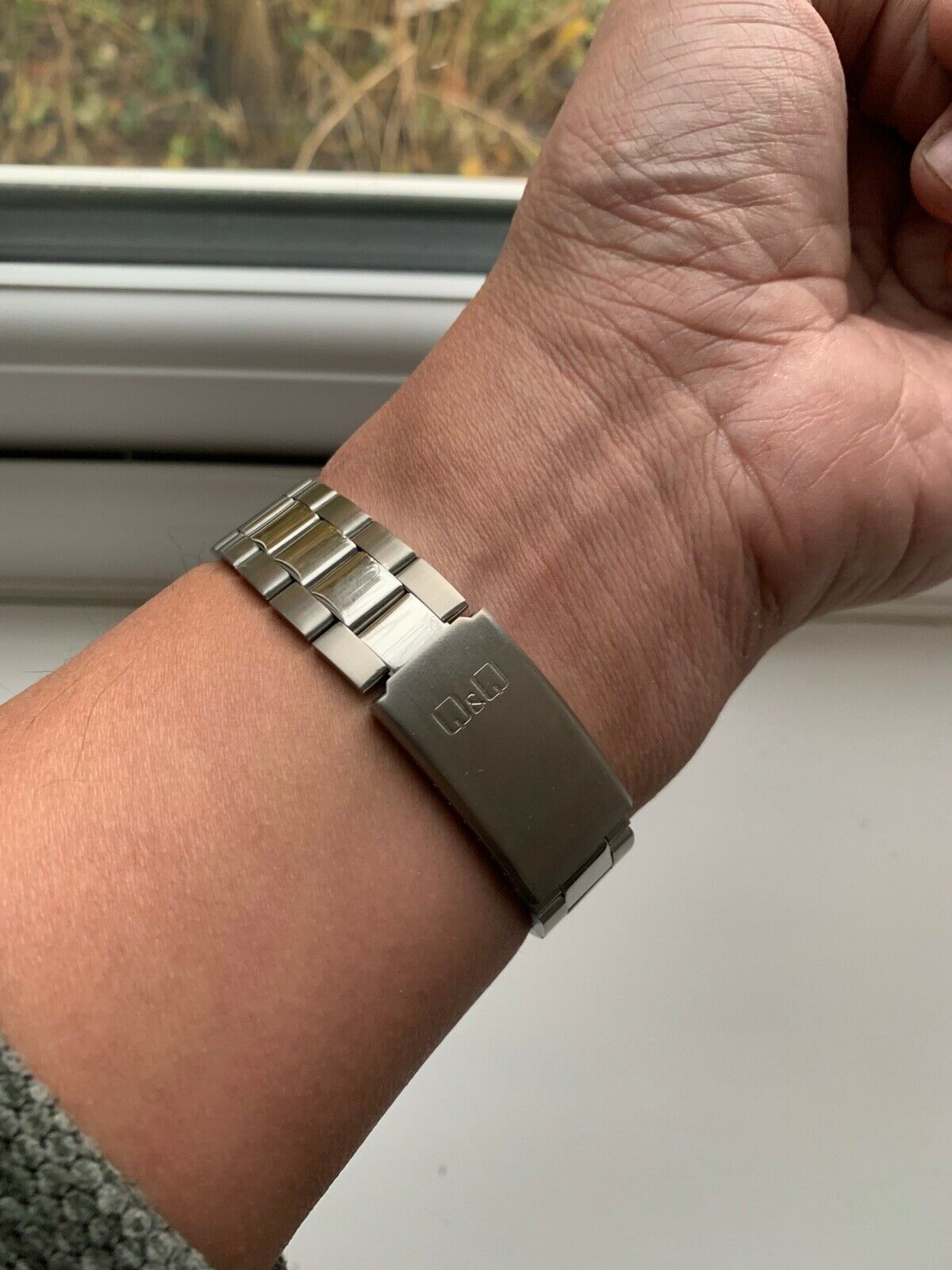 Q&Q Pepsi bezel dive style watch | WatchCharts Marketplace