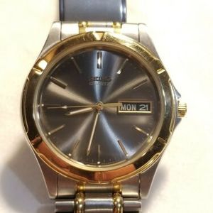 Mans Seiko 7N43-6A09 Wristwatch | WatchCharts