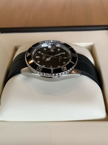 Rare Casio Submariner Homage. New Movement MTD-1003 Oyster Strap