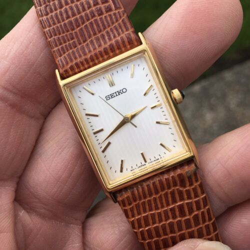 【超希少】セイコー　タンク　クォーツ　V701-5E10 ゴールド Superb vintage Seiko V701-5E10 gold plated textured dial