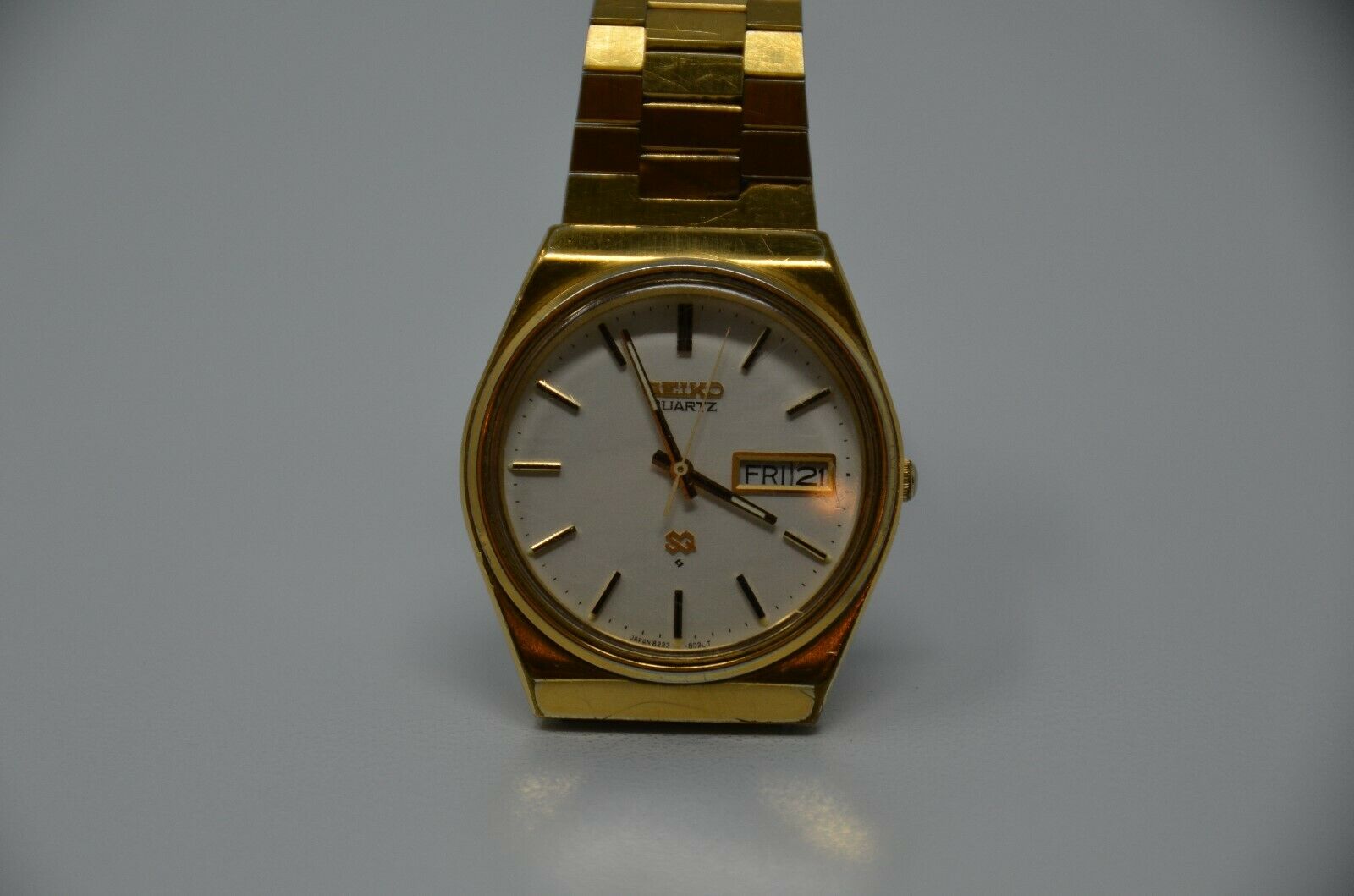 Vintage SEIKO SQ 8223 -8029. Men's Watch w/Date /Da | WatchCharts ...