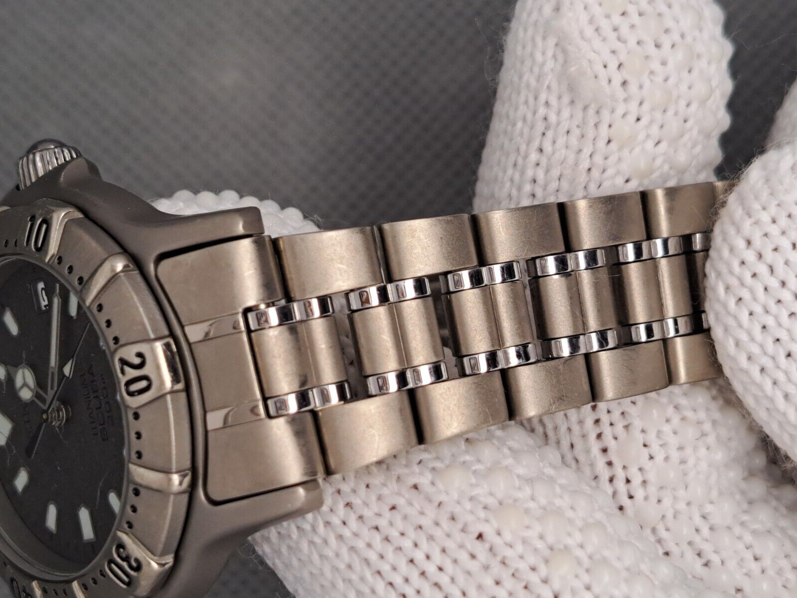 RARE Seiko Vintage NON Digital Watch TITANIUM DIVER SCUBA 200M 