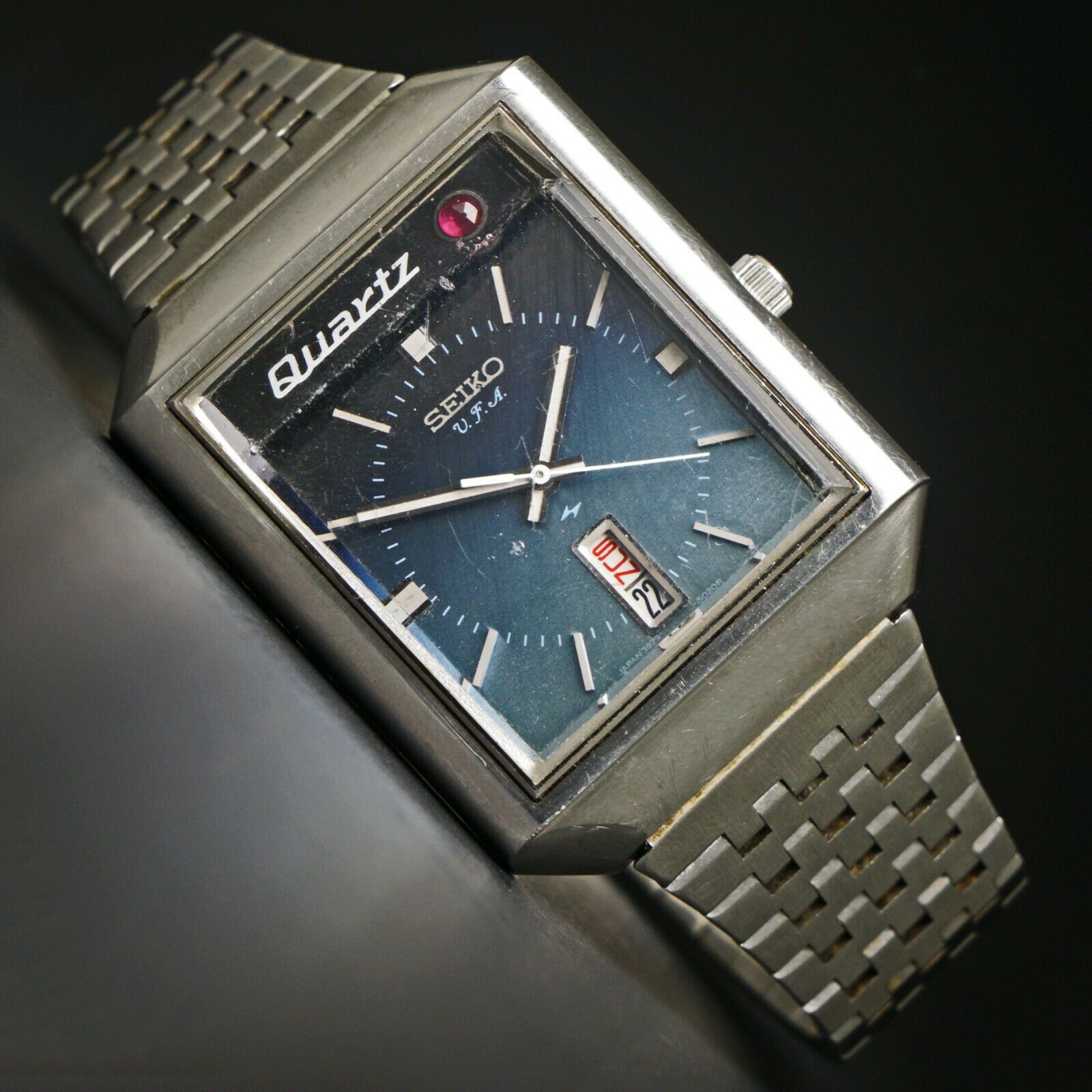 Vintage Seiko 3923-5010 Quartz VFA CD001M Stainless Steel Watch